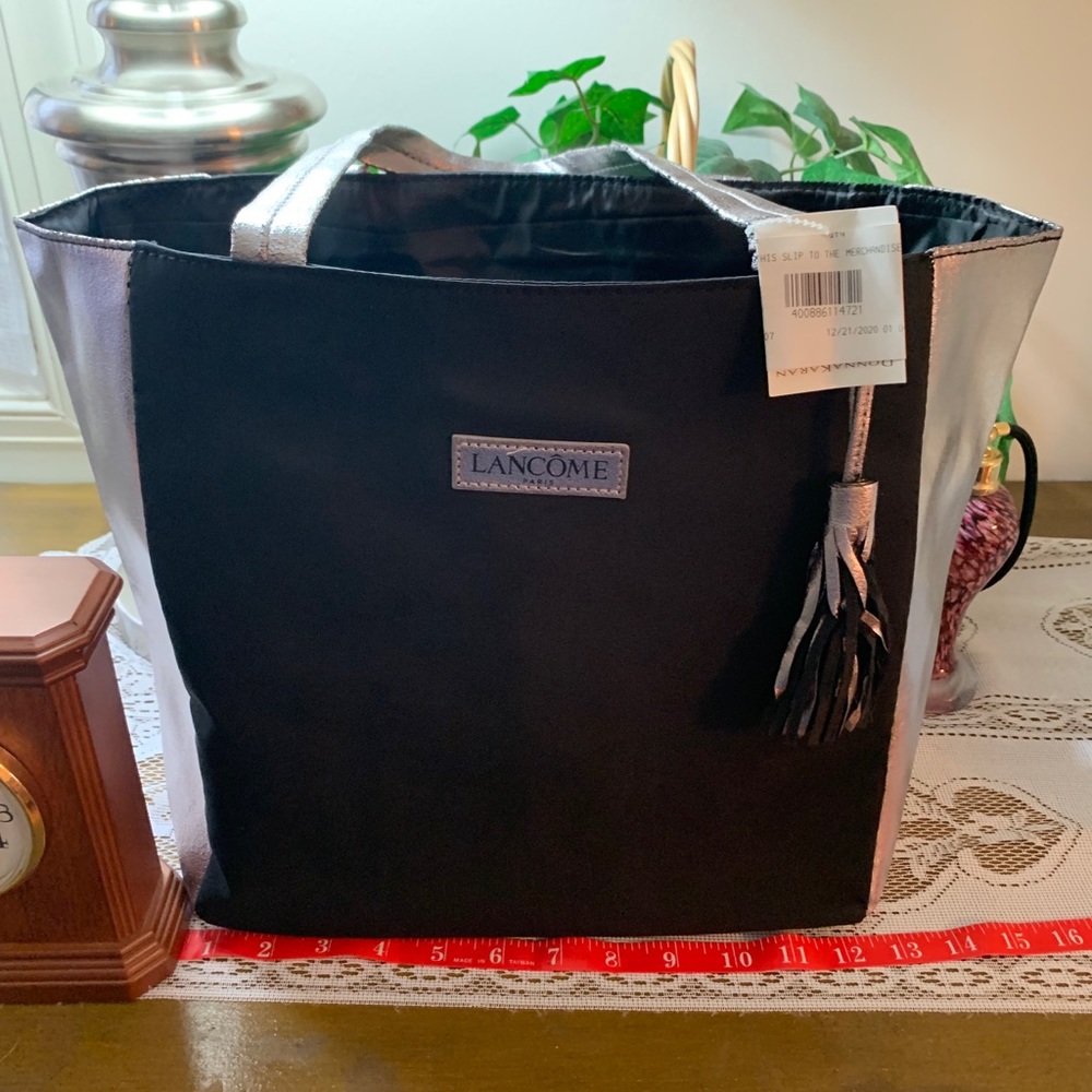 Lancôme bag